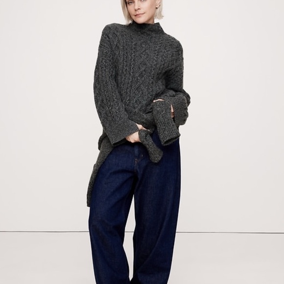 NWOT Banana Republic Cashmere Cable-Knit Sweater With Vented Back, S - Picture 5 of 7